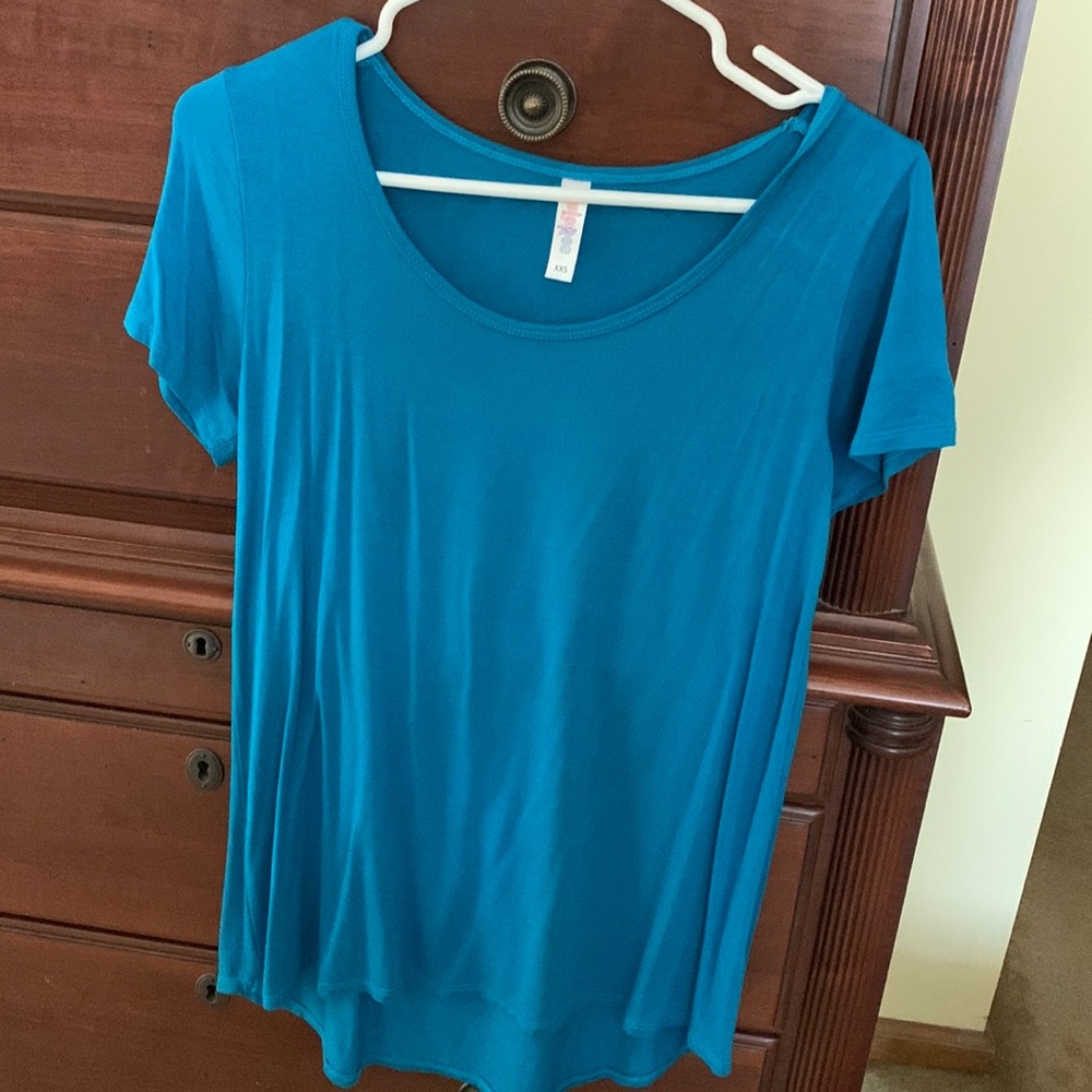 LulaRoe shirt